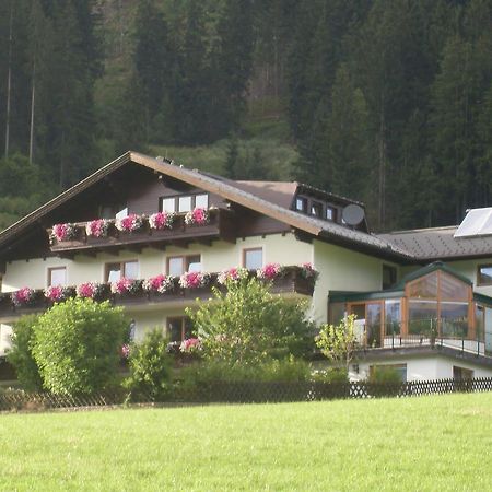 Gaestehaus Huber Fruehstueckspension Шладминг Экстерьер фото