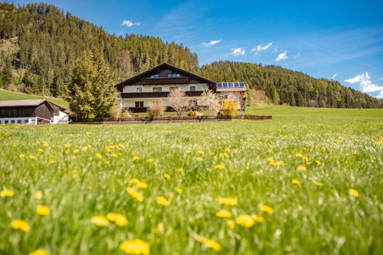 Gaestehaus Huber Fruehstueckspension Шладминг Экстерьер фото